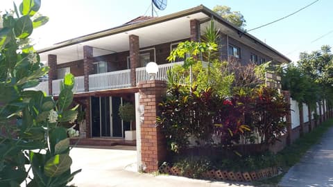 The centre building on Lodge Road
